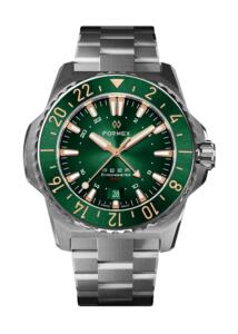 שעון FORMEX REEF GMT 300M COSC  לוח ירוק ורצועת מתכת