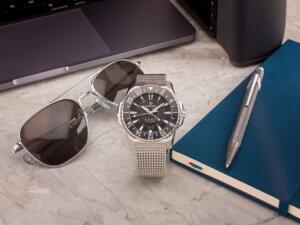 ⁦שעון FORMEX REEF GMT 300M COSC  לוח שחור ורצועת מתכת⁩ – תמונה ⁦9⁩