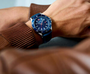 ⁦FLAGSHIP-X SMWGB2100607 שעון יד לגבר סוויס מיליטרי Swiss military, אחריות יבואן רשמי⁩ – תמונה ⁦4⁩