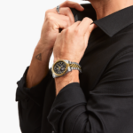 ⁦Thomas Sabo WA0410-291-203 שעון אוטומטי דו-צבעי בכסף וזהב בקוטר 41 מ"מ עם לוח שחור⁩ – תמונה ⁦4⁩