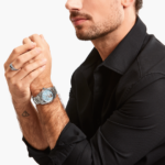 ⁦Thomas Sabo WA0417-201-209 שעון אוטומטי בכסף בקוטר 36 מ"מ עם לוח שחור-תכול⁩ – תמונה ⁦4⁩